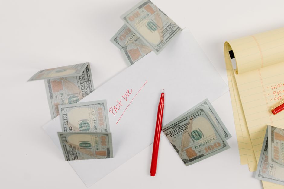How Lost Wages Get Calculated in Injury Settlements