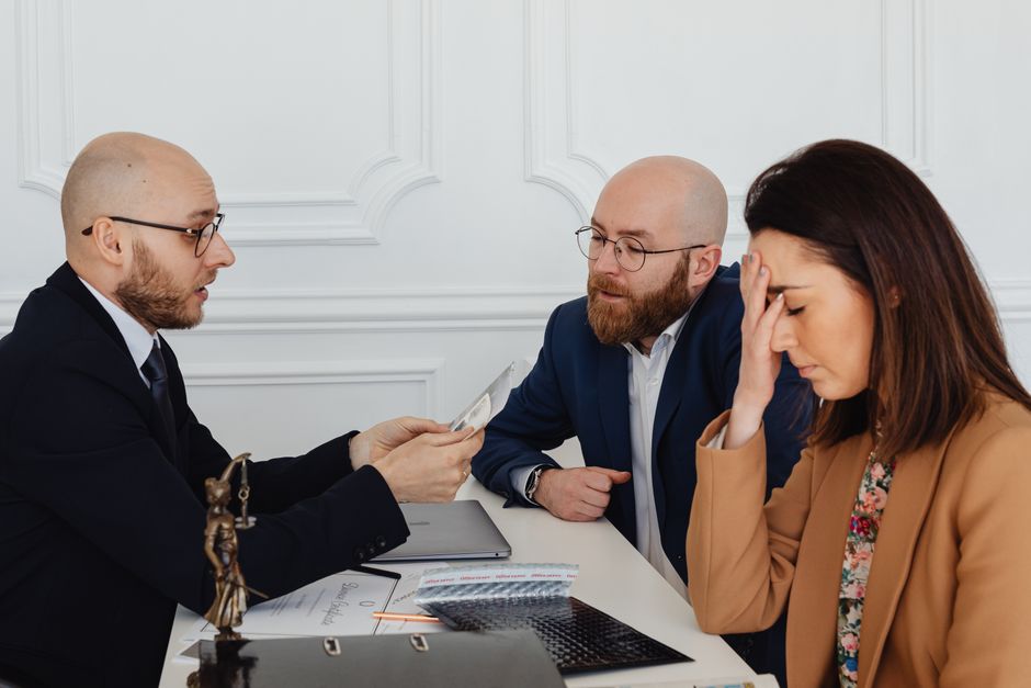 When to Hire a Personal Injury Lawyer: The Right Time